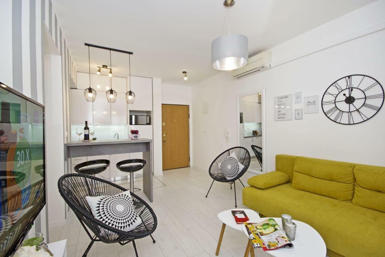 Apartment Dalija Baska Voda Exterior photo